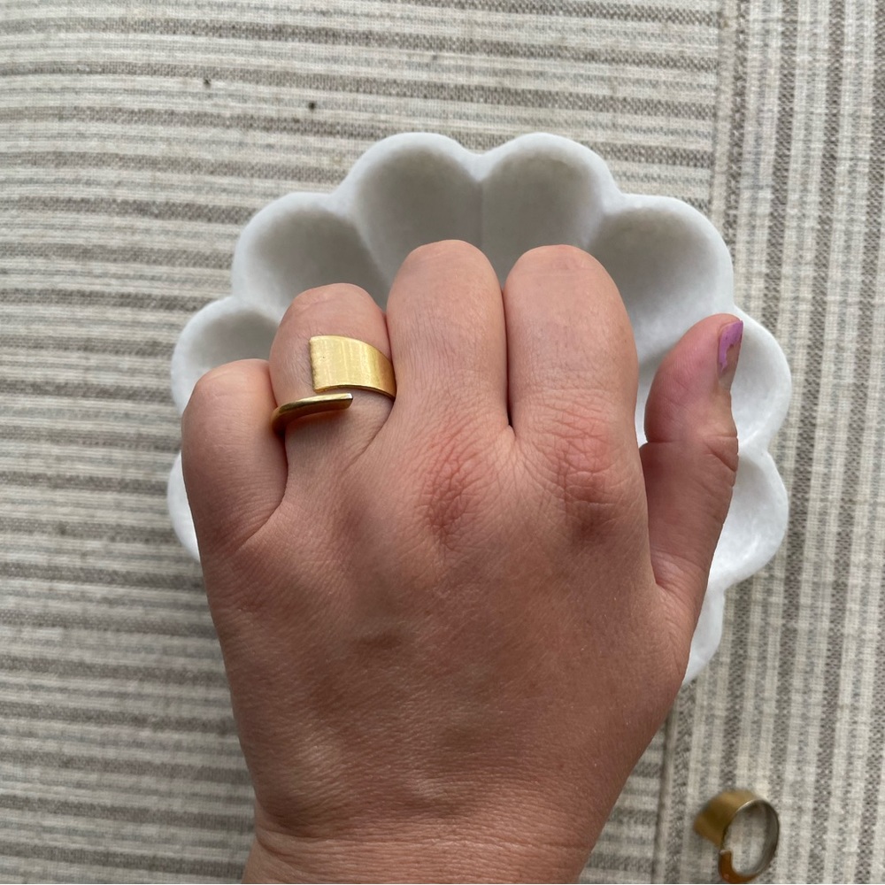 Madewell Uneven Lines Gold Ring